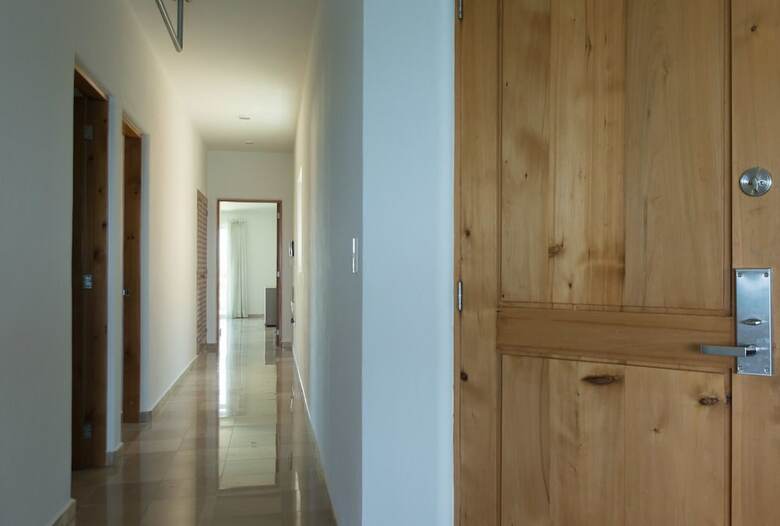 Apartamentos Costa Brava B4. Ocean View Balcony, Wifi, Netflix