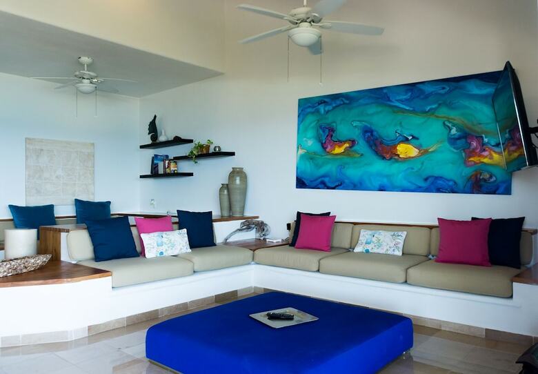 Apartamentos Costa Brava B4. Ocean View Balcony, Wifi, Netflix