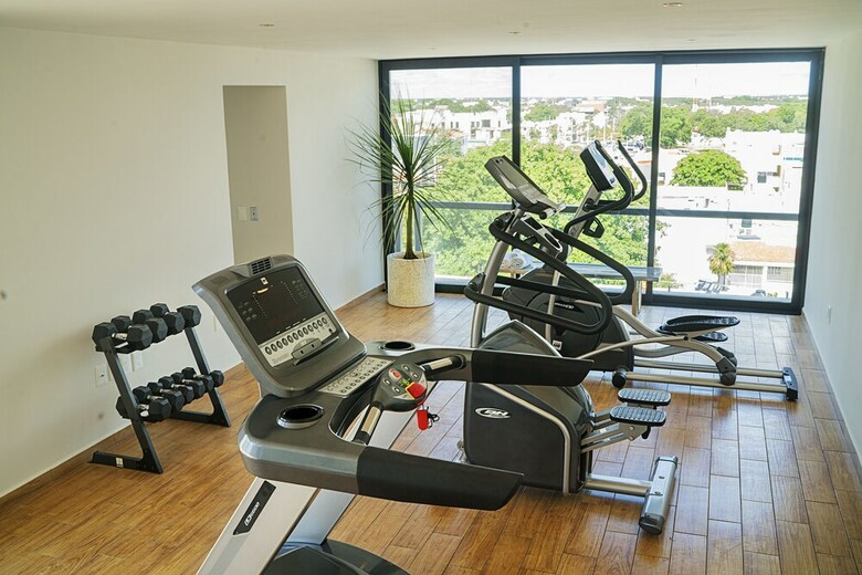 Opal Apt. 406 The Apartment Is Perfectly Located With Easy Acces