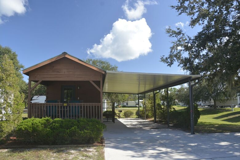 Cabana Guy Harvey Camp Mack Lodge & Rv Resort