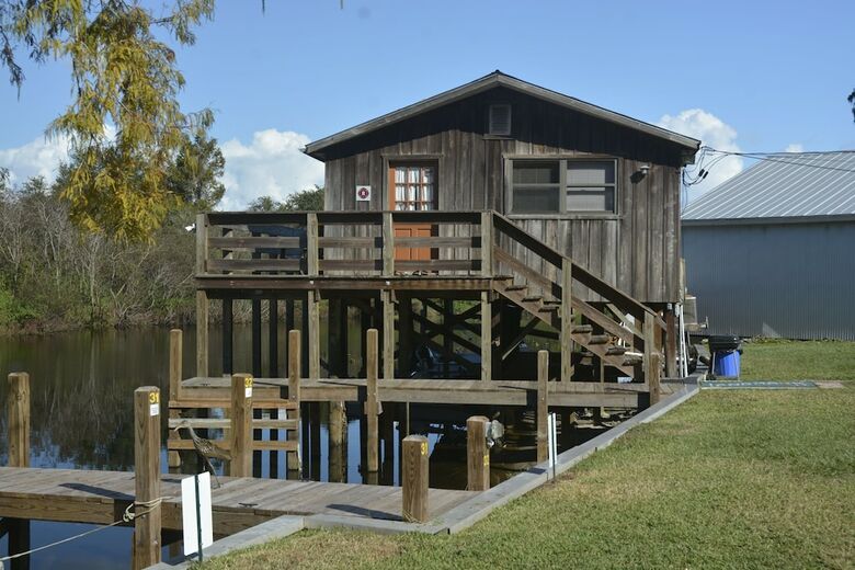 Cabana Guy Harvey Camp Mack Lodge & Rv Resort