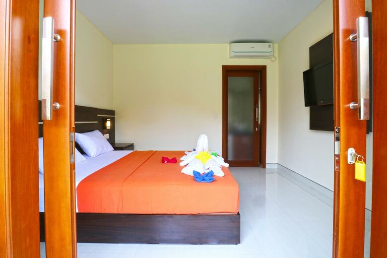 Hotel Gempita House