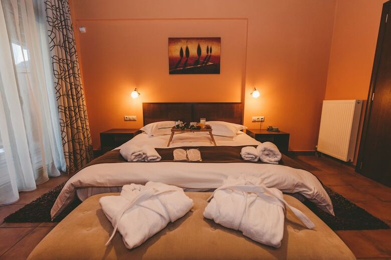 Hotel Thea Mainalou