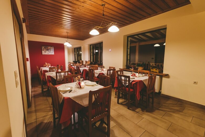Hotel Thea Mainalou