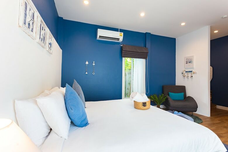Hotel The Seaton House Phuket
