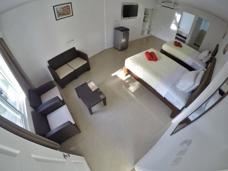 Heartland Hotel Service Rooms And Apartments
