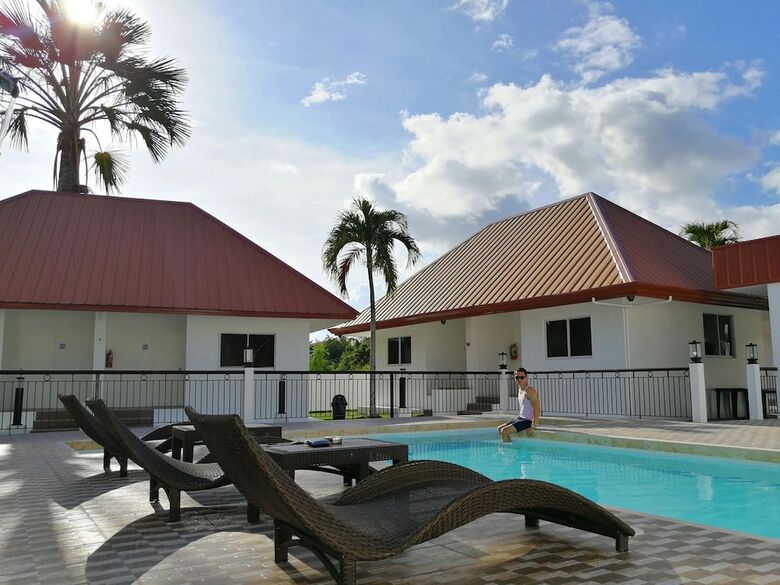 Heartland Hotel Service Rooms And Apartments