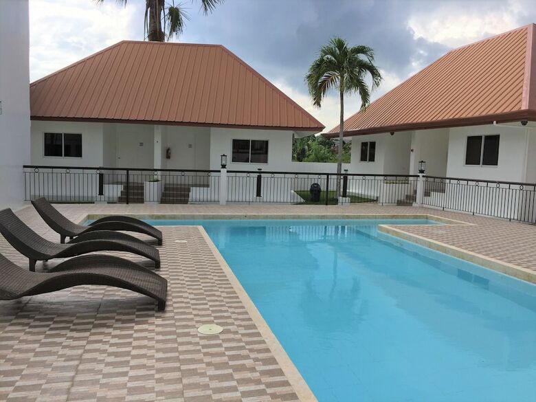 Heartland Hotel Service Rooms And Apartments