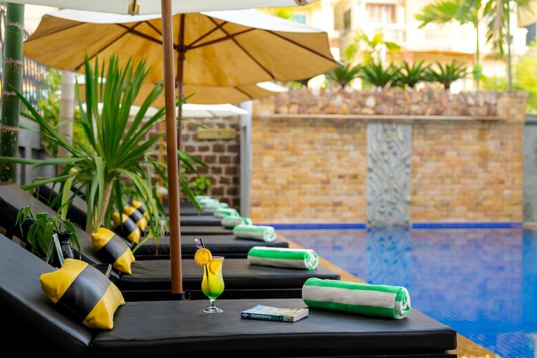 Popular Hotel & Spa