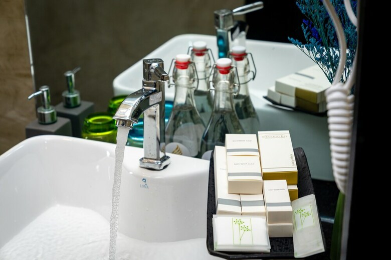 Popular Hotel & Spa