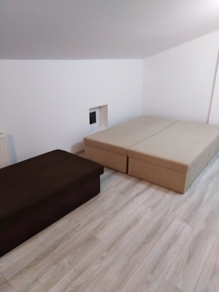 Hotel Noclegi Flori