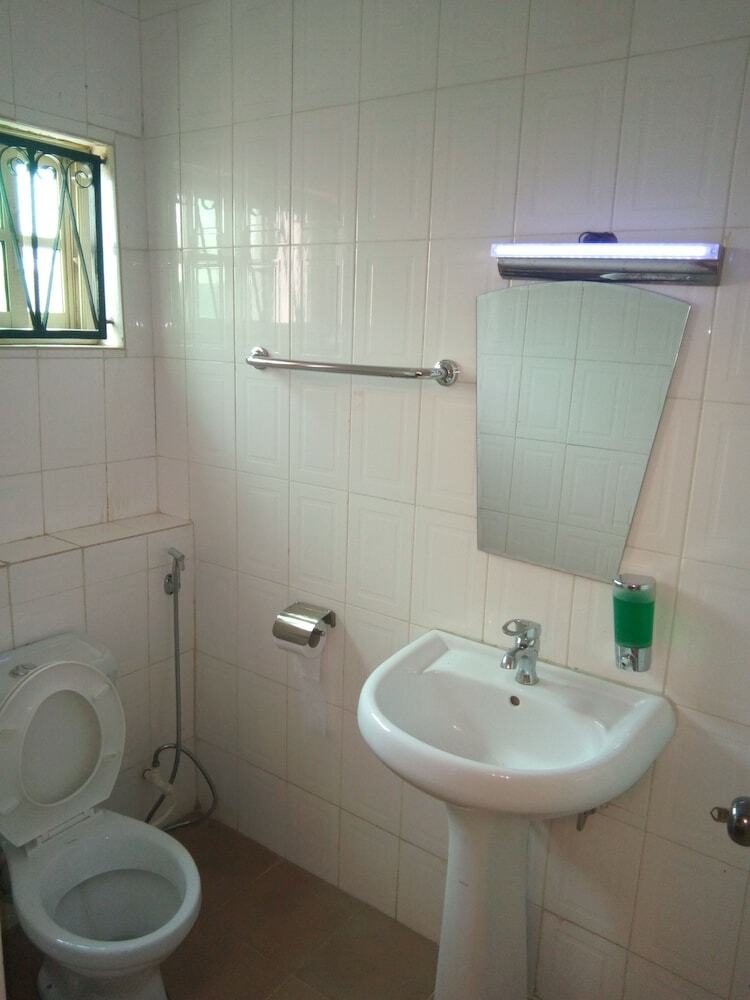 Hotel Cunic Suites