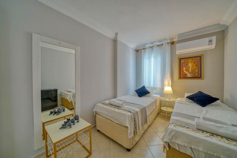 Ada Apartment
