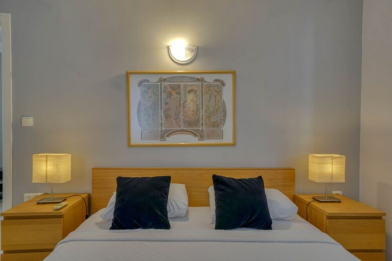 Ada Apartment