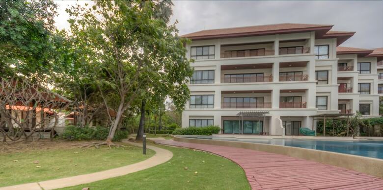Amazing 5 Bedroom Condo On The Beach Sp