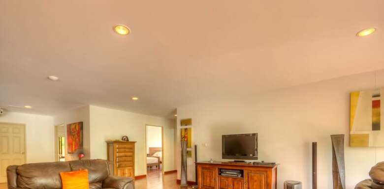 Amazing 5 Bedroom Condo On The Beach Sp