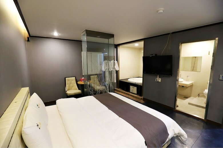 Dongducheon Lexy Hotel