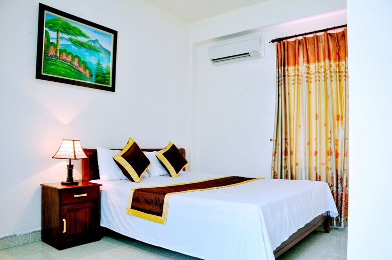 Hostal Ha Minh Hotel