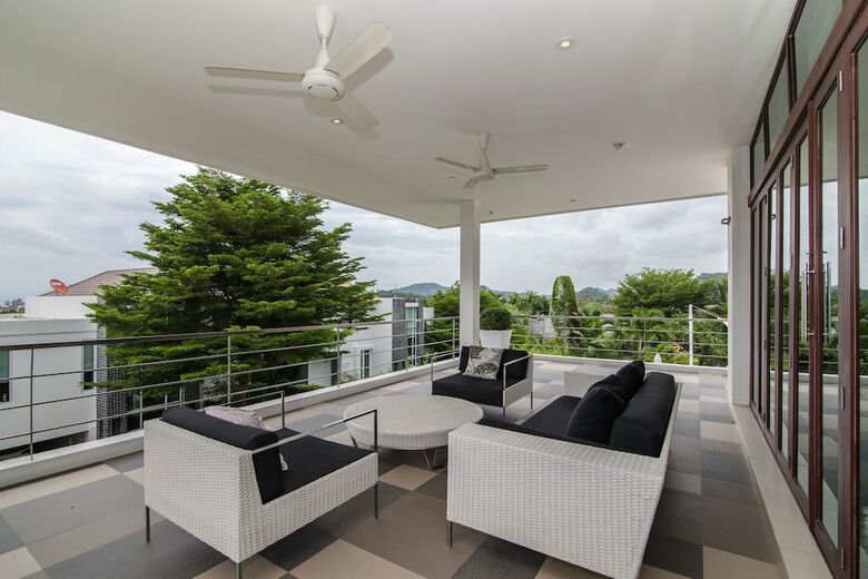 Villa Phu Montra Mansion In Hua Hin B4