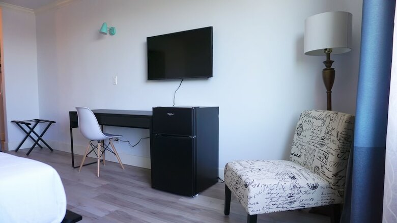 Hotel Hometel Suites