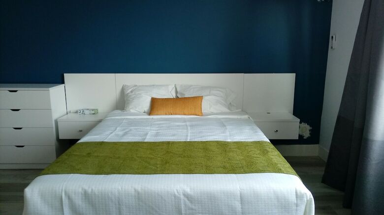 Hotel Hometel Suites