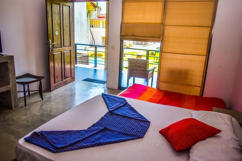 Hotel Kayjay Villa