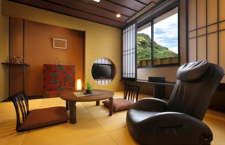 Sanbi No Yado Ryokan Kawana