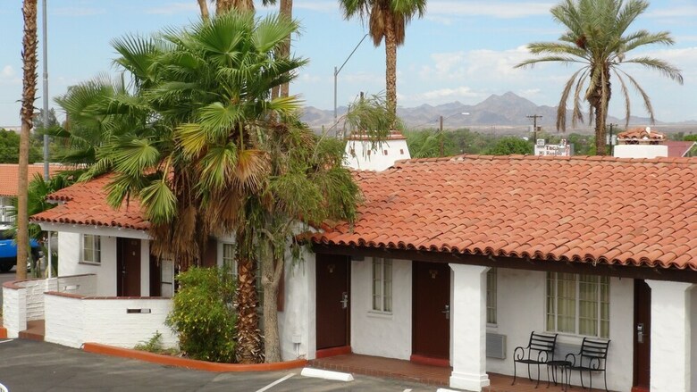 Historic Coronado Motor Hotel