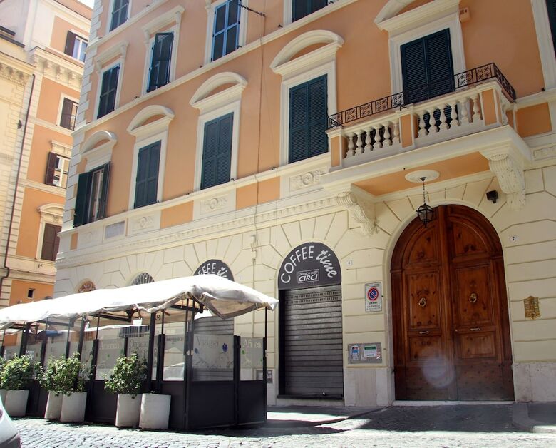 Nice Rome Holiday