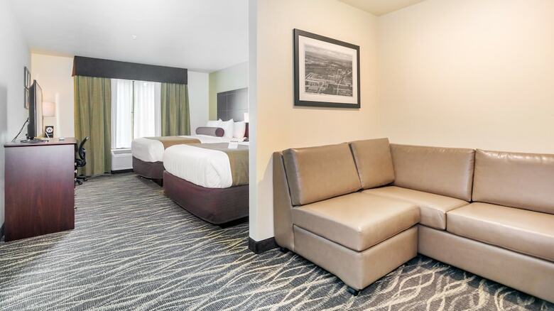 Cobblestone Hotel And Suites Janesville