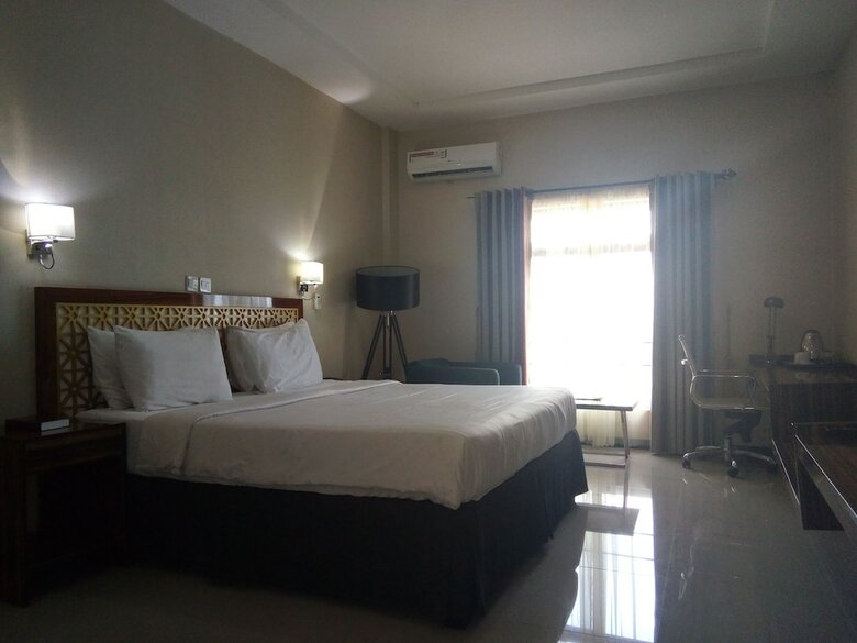 Hotel Adig Suites