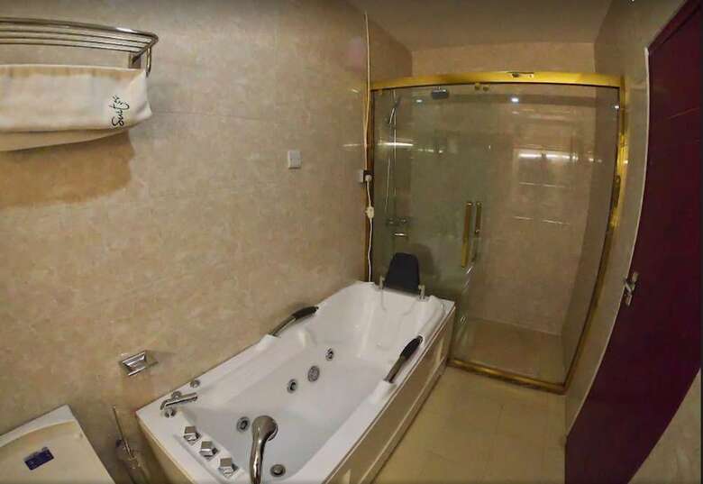 Hotel Adig Suites