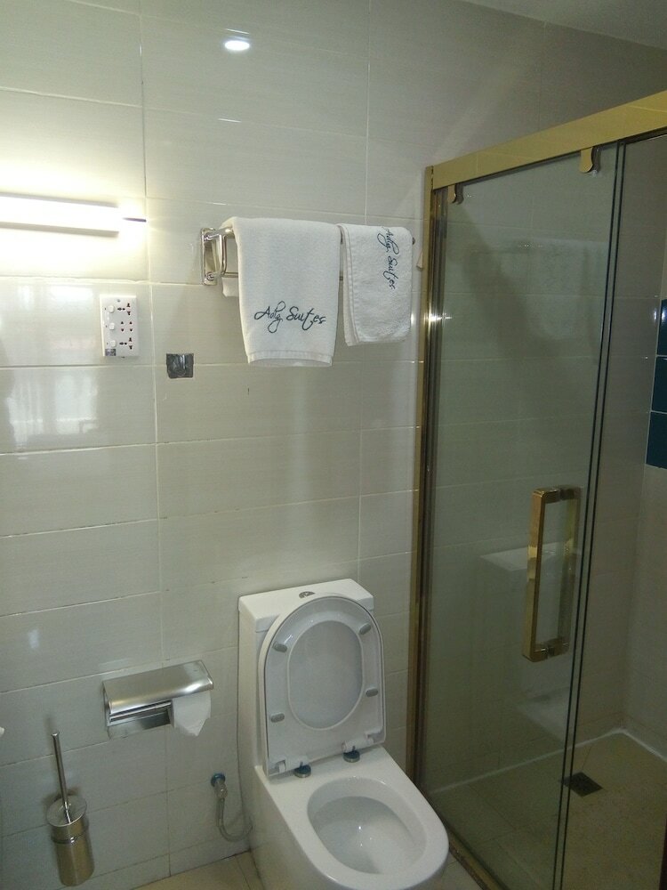 Hotel Adig Suites