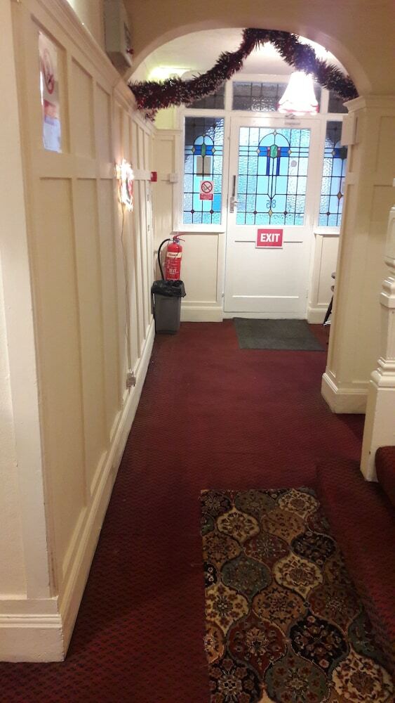 Hotel Tudor House