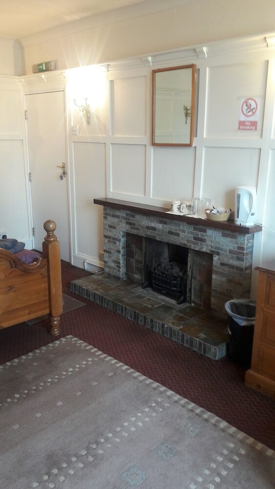 Hotel Tudor House