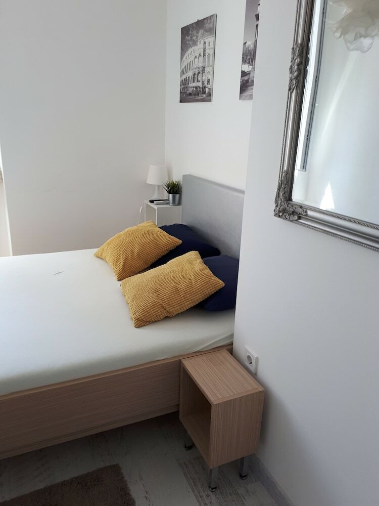 Hotel Old Town Rooms  Ljiljana