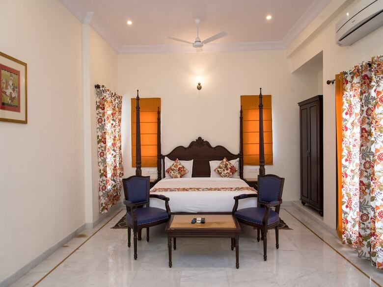 Hotel Oyo 13793 Villa Sagat Raaso