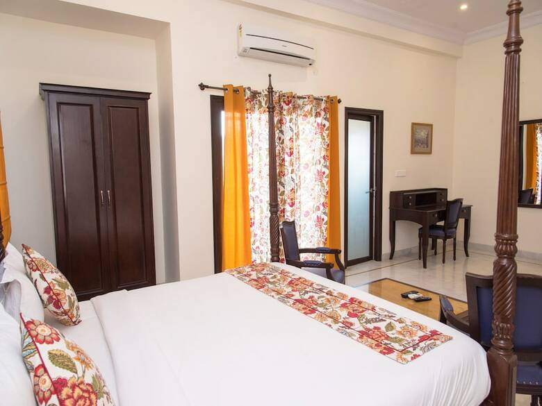 Hotel Oyo 13793 Villa Sagat Raaso