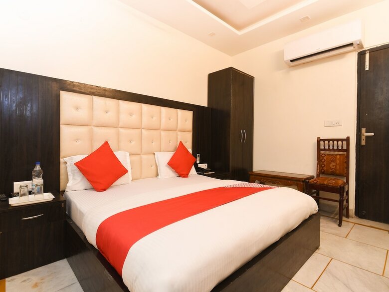 Apartamentos Oyo 14721 Hotel Vishesh Continental