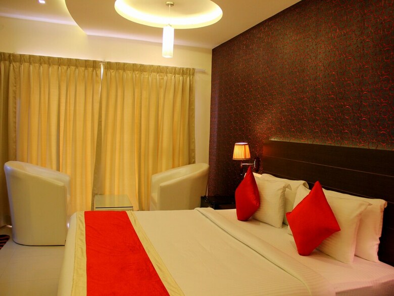 Oyo 5702 Hotel Rajmahal Orchid