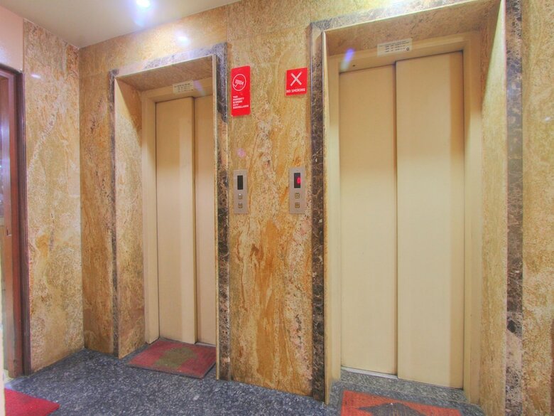 Hotel Oyo 15781 Shree Adiga Residency