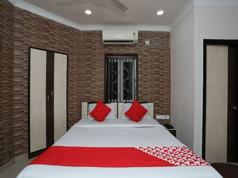 Hotel Oyo Flagship 16097 Neeranand Regency Bhowanipore