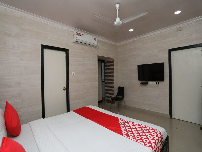 Hotel Oyo Flagship 16097 Neeranand Regency Bhowanipore