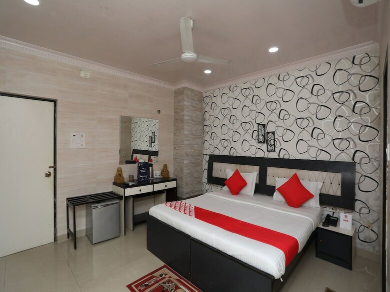 Hotel Oyo Flagship 16097 Neeranand Regency Bhowanipore