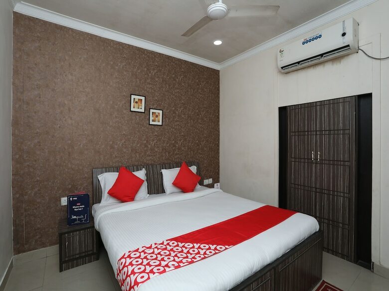 Hotel Oyo Flagship 16097 Neeranand Regency Bhowanipore