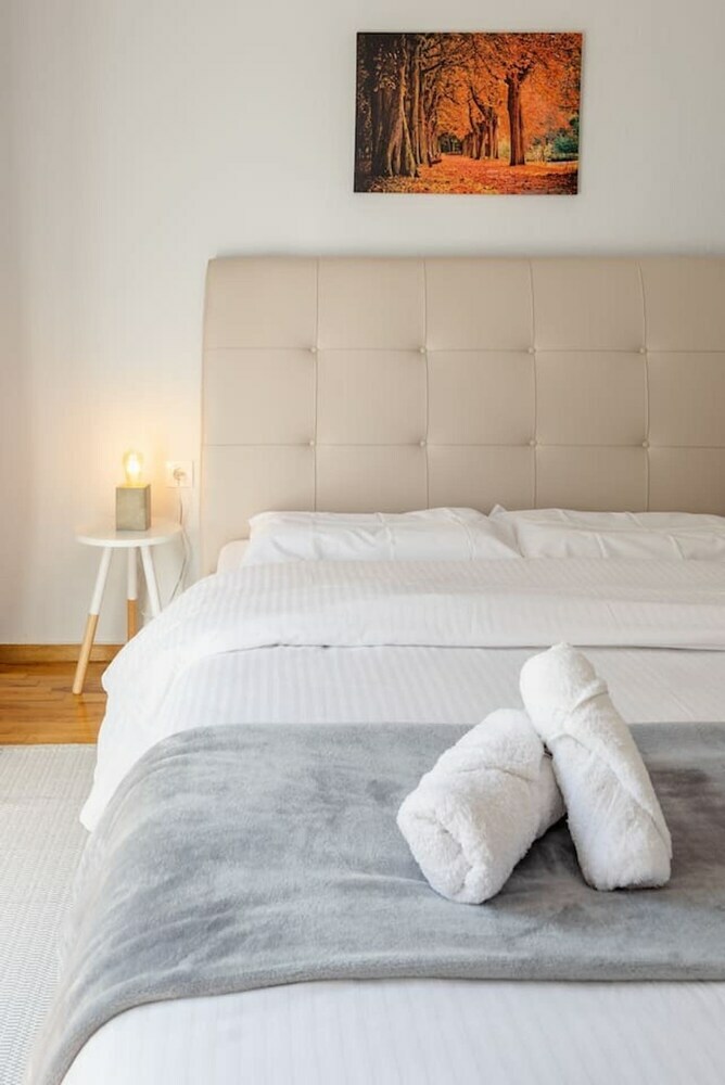 Apartamentos Upscale And Spacious 3br Home