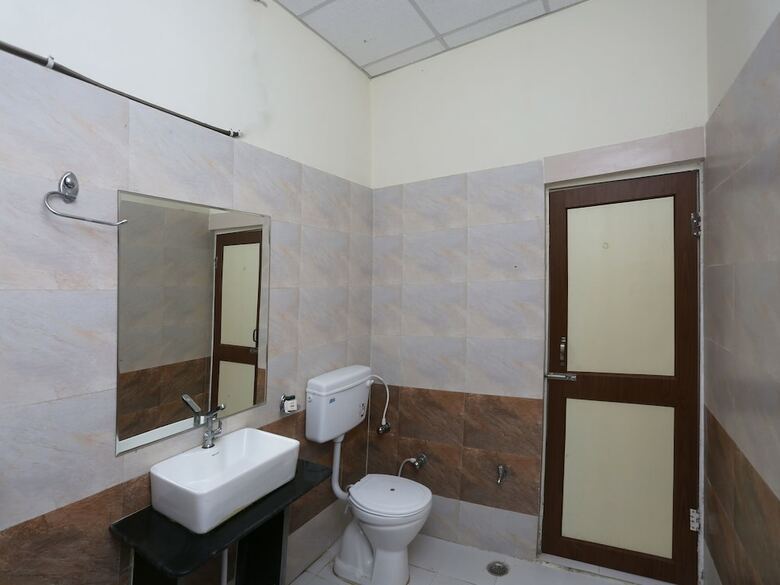 Oyo 8391 Hotel Sanjog Resort