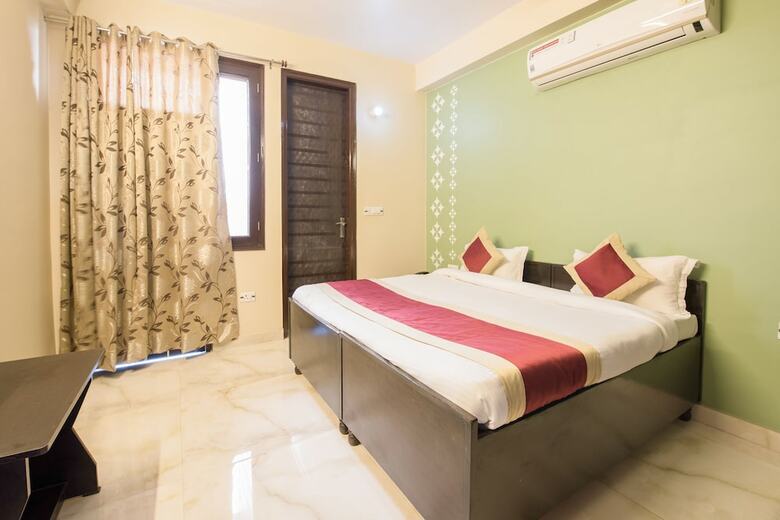 Hotel Oyo 18278 Kanchan Stays