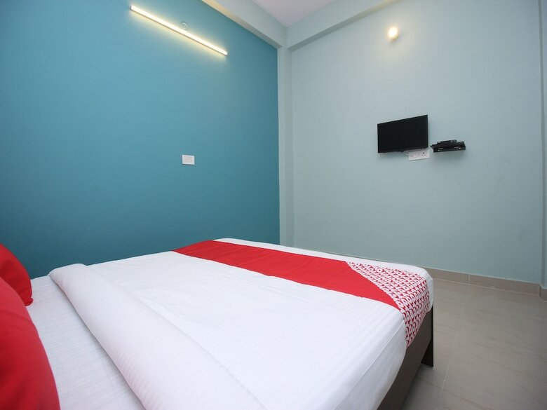 Hotel Oyo 16150 Suraj Guest House