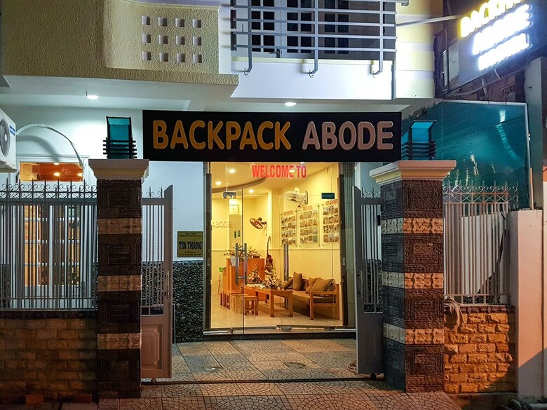 Hostal Backpack Abode Hostel
